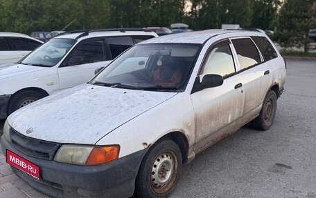 Nissan AD II, 2001 год, 99 000 рублей, 1 фотография