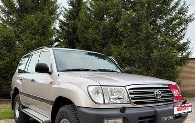 Toyota Land Cruiser 100 рестайлинг 2, 2004 год, 21 000 000 рублей, 1 фотография