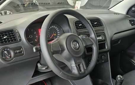 Volkswagen Polo VI (EU Market), 2011 год, 729 000 рублей, 11 фотография