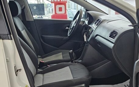 Volkswagen Polo VI (EU Market), 2011 год, 729 000 рублей, 15 фотография