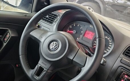 Volkswagen Polo VI (EU Market), 2011 год, 729 000 рублей, 19 фотография