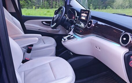 Mercedes-Benz V-Класс, 2015 год, 3 800 000 рублей, 5 фотография