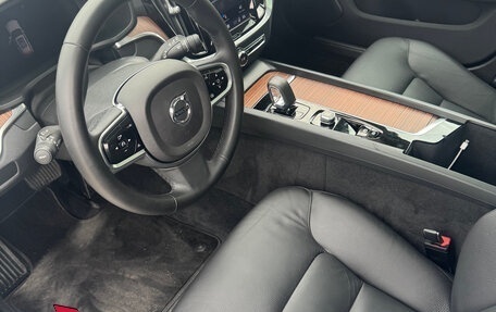Volvo V60 Cross Country II, 2023 год, 4 100 000 рублей, 12 фотография