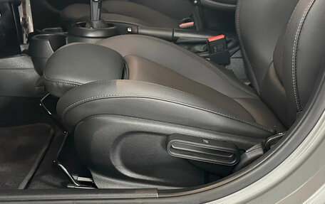 MINI Hatch, 2023 год, 1 860 000 рублей, 13 фотография