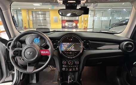 MINI Hatch, 2023 год, 1 860 000 рублей, 7 фотография