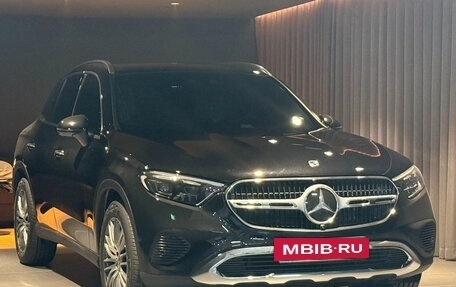 Mercedes-Benz GLC, 2024 год, 6 900 000 рублей, 2 фотография