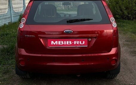 Ford Fiesta, 2006 год, 450 000 рублей, 2 фотография