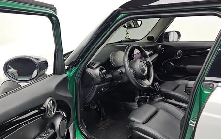 MINI Hatch, 2023 год, 1 860 000 рублей, 10 фотография