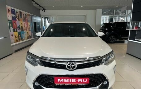 Toyota Camry, 2017 год, 2 099 000 рублей, 2 фотография
