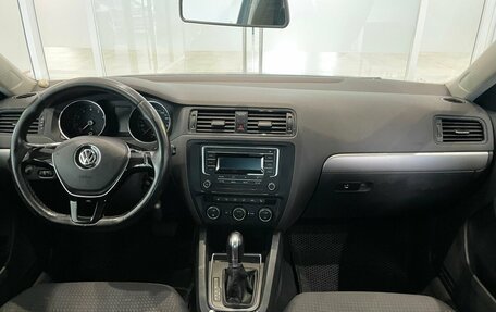 Volkswagen Jetta VI, 2016 год, 1 199 000 рублей, 5 фотография