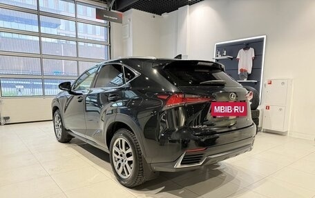 Lexus NX I, 2018 год, 2 907 000 рублей, 6 фотография