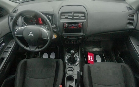 Mitsubishi ASX I рестайлинг, 2014 год, 968 000 рублей, 15 фотография