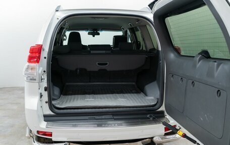Toyota Land Cruiser Prado 150 рестайлинг 2, 2012 год, 3 180 000 рублей, 19 фотография