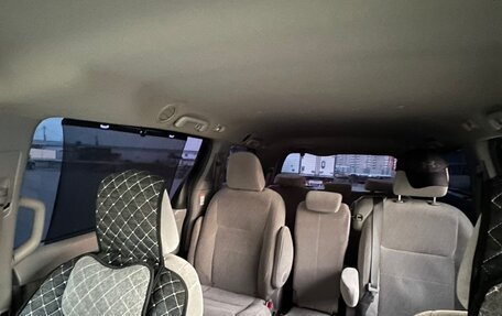 Toyota Sienna III, 2017 год, 2 300 000 рублей, 39 фотография