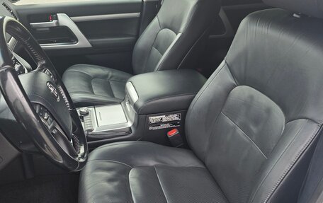 Toyota Land Cruiser 200, 2019 год, 8 200 000 рублей, 7 фотография