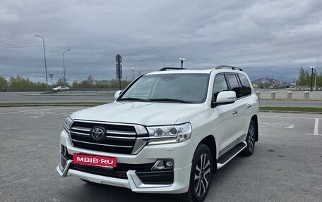 Toyota Land Cruiser 200, 2019 год, 8 200 000 рублей, 2 фотография