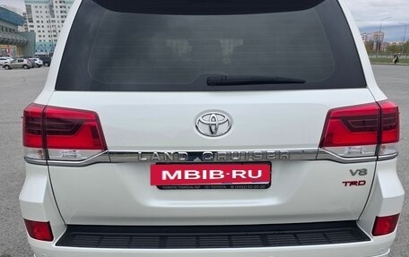 Toyota Land Cruiser 200, 2019 год, 8 200 000 рублей, 5 фотография