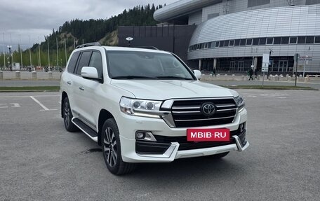 Toyota Land Cruiser 200, 2019 год, 8 200 000 рублей, 3 фотография