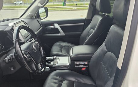 Toyota Land Cruiser 200, 2019 год, 8 200 000 рублей, 8 фотография