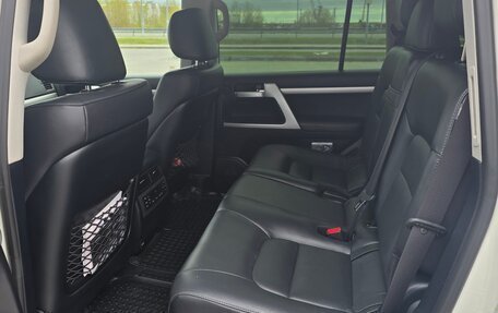 Toyota Land Cruiser 200, 2019 год, 8 200 000 рублей, 10 фотография