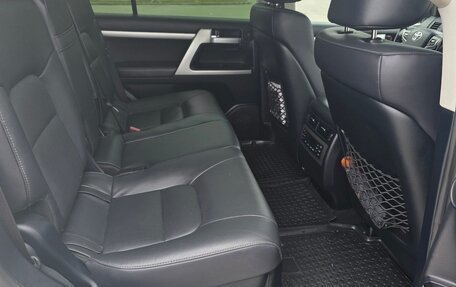 Toyota Land Cruiser 200, 2019 год, 8 200 000 рублей, 11 фотография