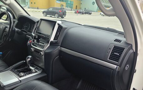 Toyota Land Cruiser 200, 2019 год, 8 200 000 рублей, 13 фотография