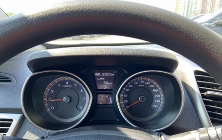 Hyundai i30 II рестайлинг, 2012 год, 849 000 рублей, 16 фотография