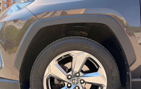 Toyota RAV4, 2019 год, 3 085 000 рублей, 12 фотография