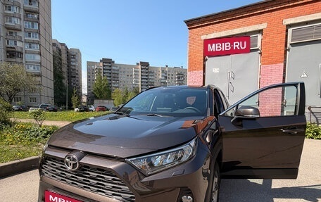 Toyota RAV4, 2019 год, 3 085 000 рублей, 25 фотография