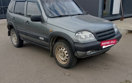 Chevrolet Niva I рестайлинг, 2004 год, 252 000 рублей, 3 фотография