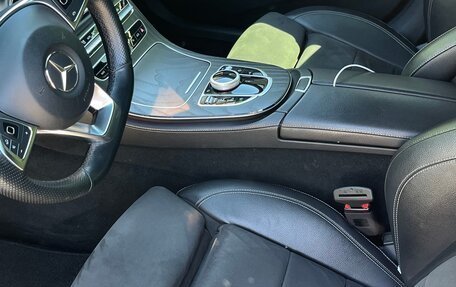 Mercedes-Benz E-Класс, 2018 год, 3 500 000 рублей, 7 фотография