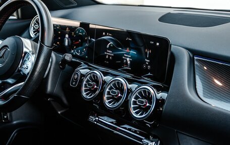 Mercedes-Benz GLA, 2021 год, 3 800 000 рублей, 32 фотография