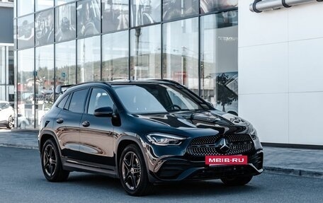 Mercedes-Benz GLA, 2021 год, 3 800 000 рублей, 21 фотография