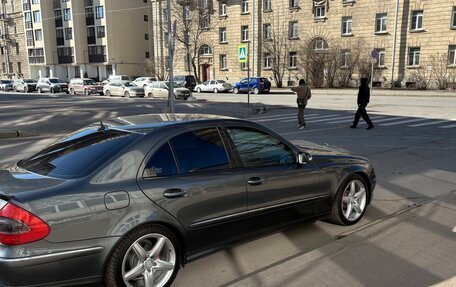 Mercedes-Benz E-Класс, 2005 год, 1 050 000 рублей, 2 фотография