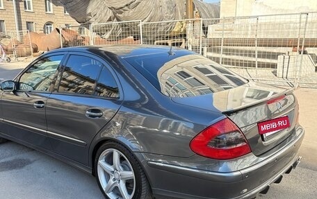 Mercedes-Benz E-Класс, 2005 год, 1 050 000 рублей, 4 фотография