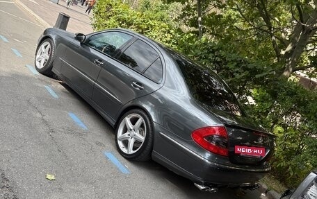 Mercedes-Benz E-Класс, 2005 год, 1 050 000 рублей, 14 фотография