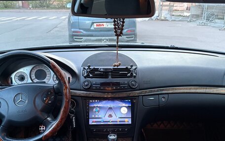 Mercedes-Benz E-Класс, 2005 год, 1 050 000 рублей, 18 фотография