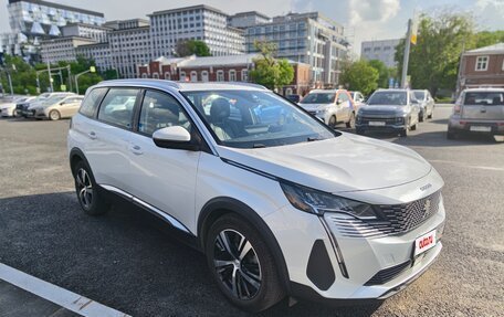 Peugeot 5008 II, 2021 год, 2 890 000 рублей, 4 фотография