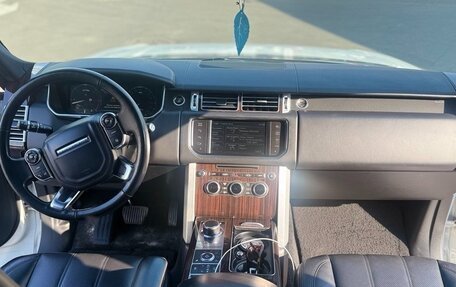 Land Rover Range Rover IV рестайлинг, 2014 год, 4 000 000 рублей, 9 фотография