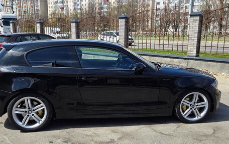 BMW 1 серия, 2009 год, 1 650 000 рублей, 3 фотография