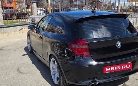 BMW 1 серия, 2009 год, 1 650 000 рублей, 6 фотография