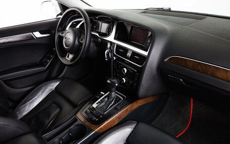 Audi A4, 2015 год, 1 699 000 рублей, 13 фотография