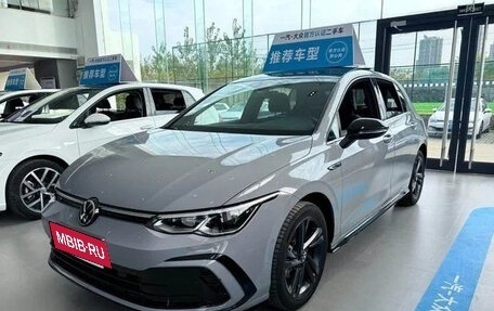 Volkswagen Golf VIII, 2022 год, 1 700 000 рублей, 1 фотография