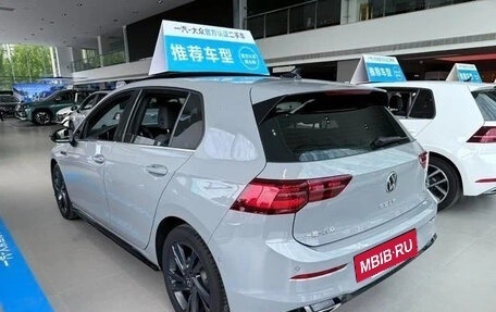 Volkswagen Golf VIII, 2022 год, 1 700 000 рублей, 4 фотография