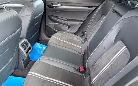Volkswagen Golf VIII, 2022 год, 1 700 000 рублей, 8 фотография