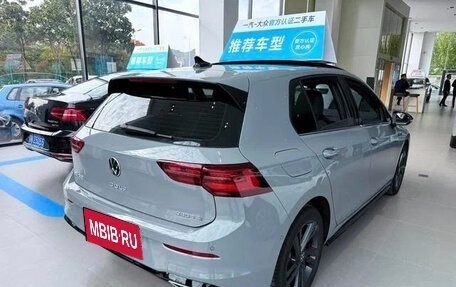 Volkswagen Golf VIII, 2022 год, 1 700 000 рублей, 6 фотография