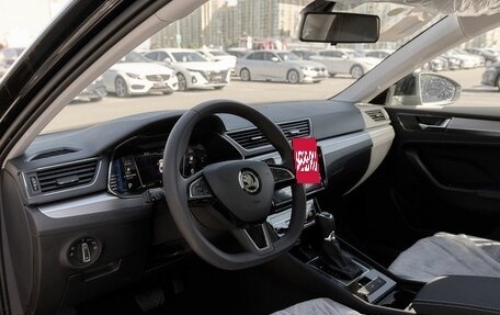 Skoda Superb III рестайлинг, 2025 год, 4 400 000 рублей, 5 фотография