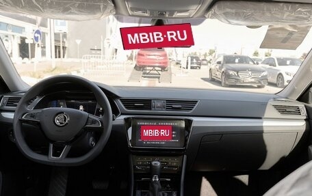 Skoda Superb III рестайлинг, 2025 год, 4 400 000 рублей, 7 фотография