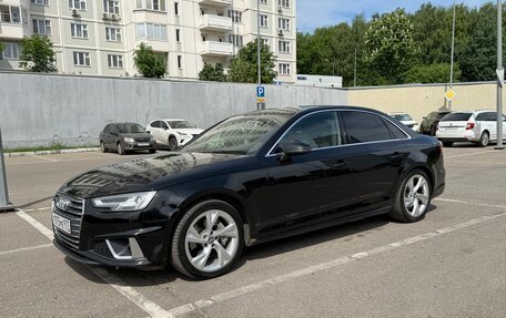 Audi A4, 2019 год, 2 500 000 рублей, 2 фотография