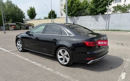 Audi A4, 2019 год, 2 500 000 рублей, 6 фотография